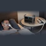 Anker Solix C1000X GEN 2 versorgt ein CPAP-Gerät im Schlafzimmer